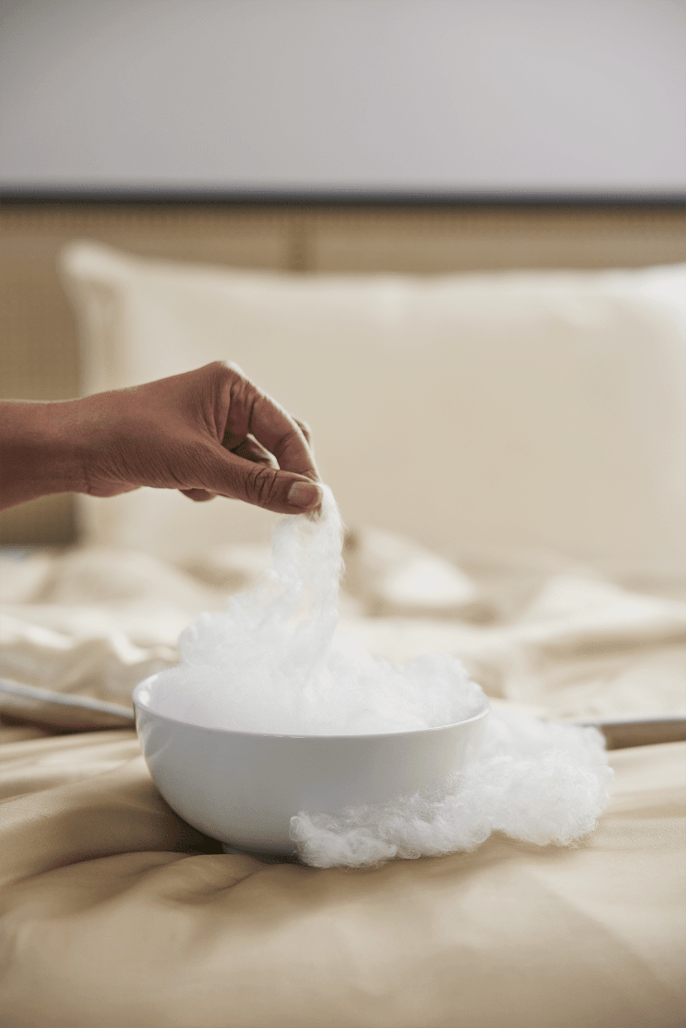 How to Clean a Silk Duvet: The Expert Guide to Stain Removal and Care - KAILU